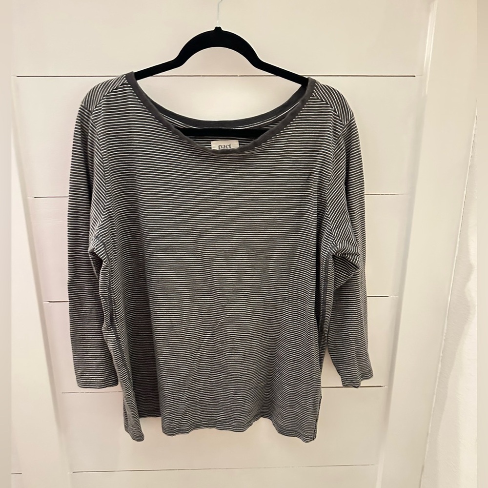 PACT XL grey striped woman organic cotton casual natural neutral crew neck tee
